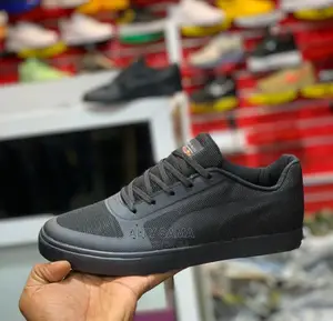 Puma Kitambaa