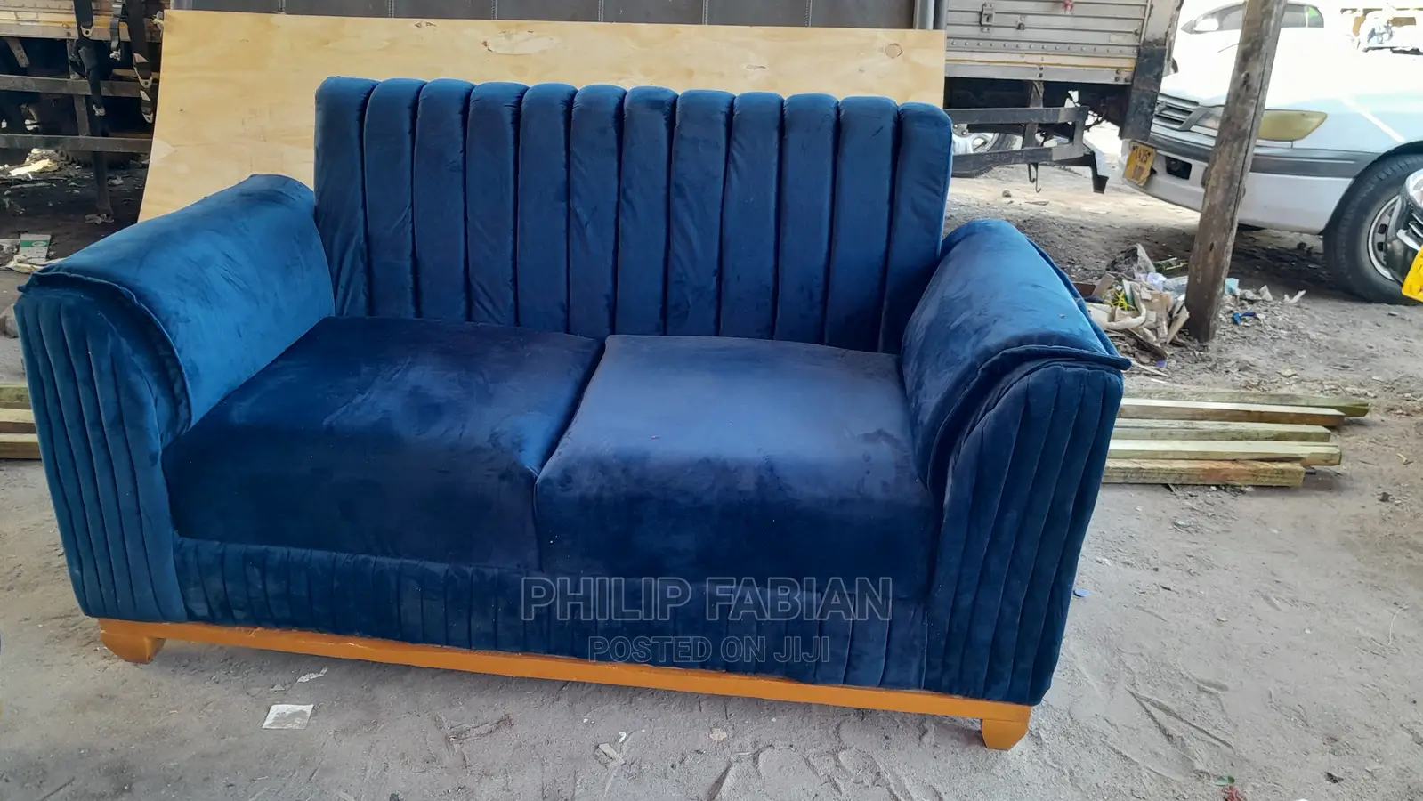Sofa Ya Watu Wawili