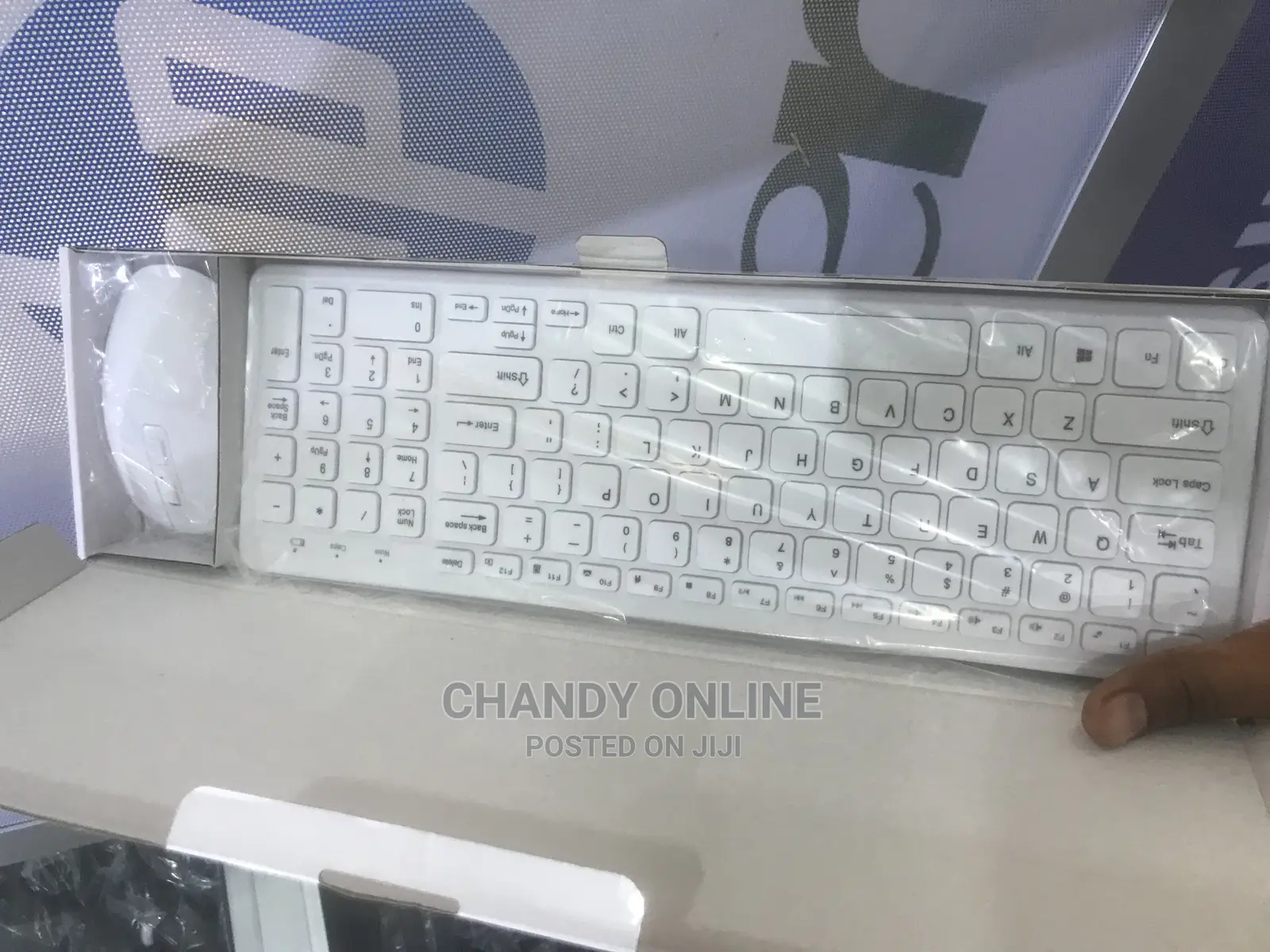 Wireless Keyboard and Mouse Kombo