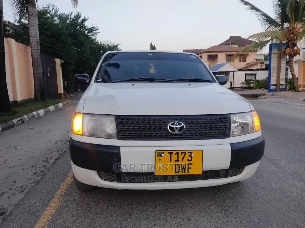 Toyota Probox 1.3 DX Comfort 2WD 2002 White