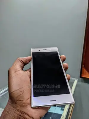 Sony Xperia XZ1 64 GB White