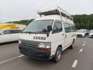 Toyota HiAce 2003 White