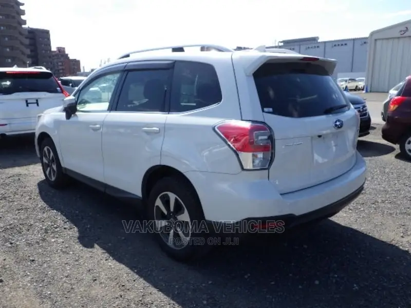 Subaru Forester 2016 Pearl