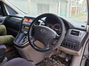 Toyota Alphard 2004 Beige