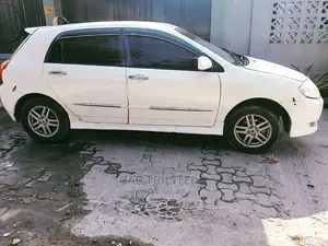 Toyota Corolla RunX 1.8 Z AWD 2002 White