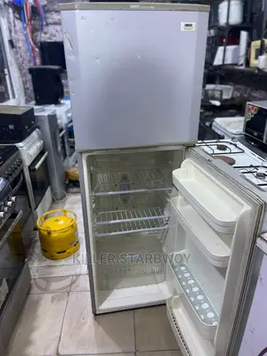 Fridge Inagandisha Na Kupooza Vizur Sana