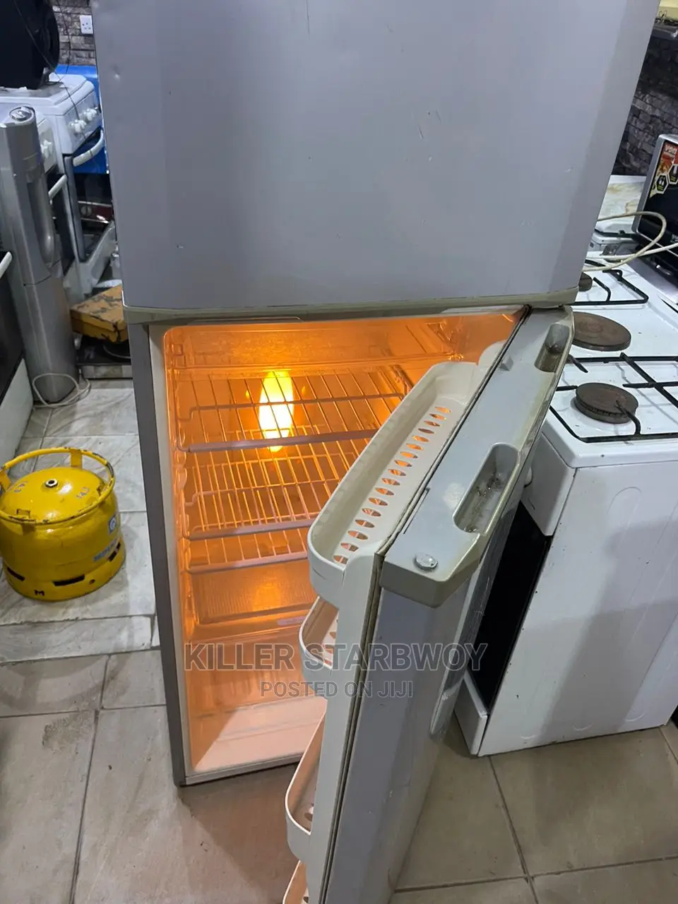 Fridge Inagandisha Na Kupooza Vizur Sana