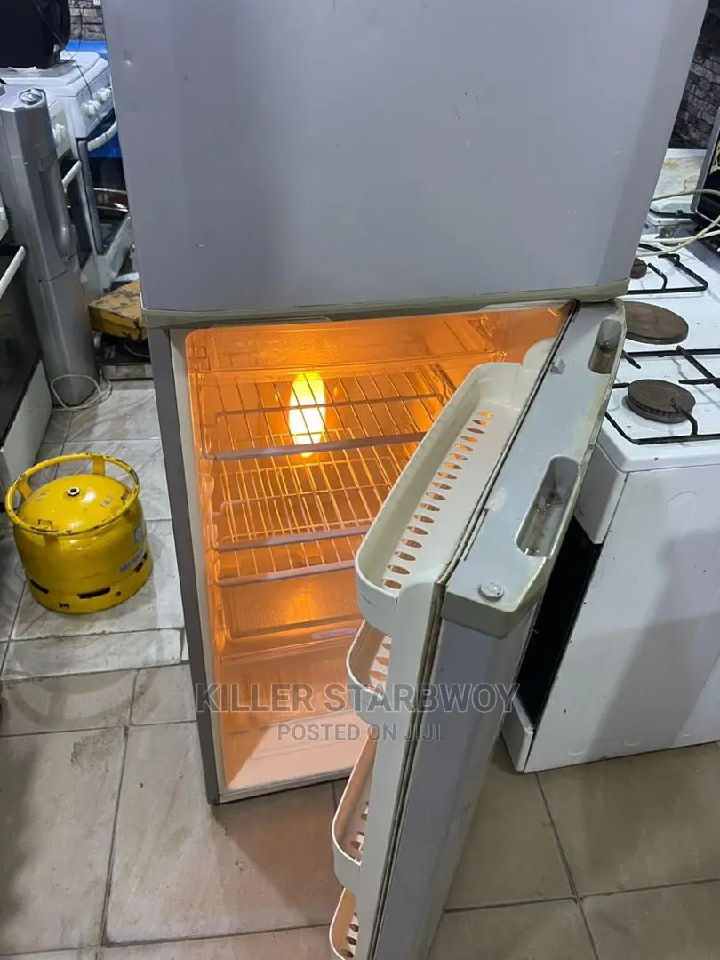 Fridge Inagandisha Na Kupooza Vizur Sana