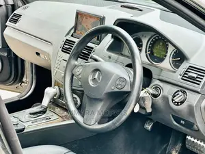 Mercedes-Benz C-Class 2008 Black