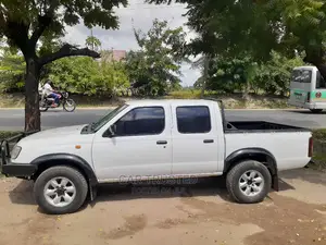 Nissan NV200 2009 White