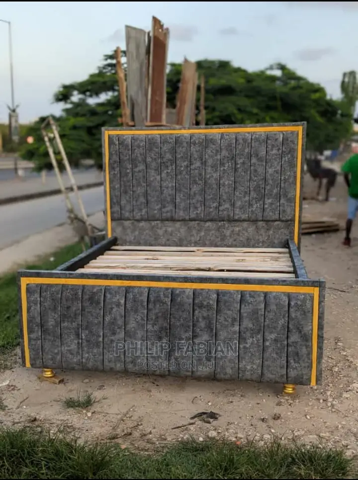 Bed Sofa Mpya