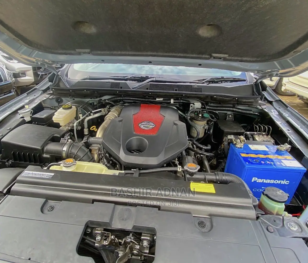 Nissan Navara 2021 Gray