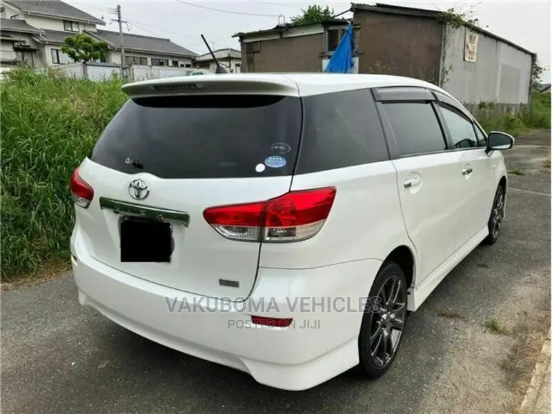 Toyota Wish 2010 Pearl
