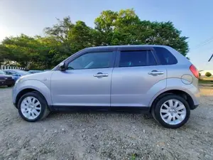 Mazda Verisa 2010 Silver