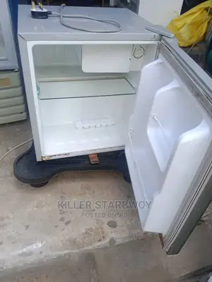 Fridge Sinsang Bei Ya Kutupa 185,000/=Tsh