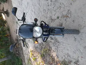 Bajaj Boxer 125 2021 Red