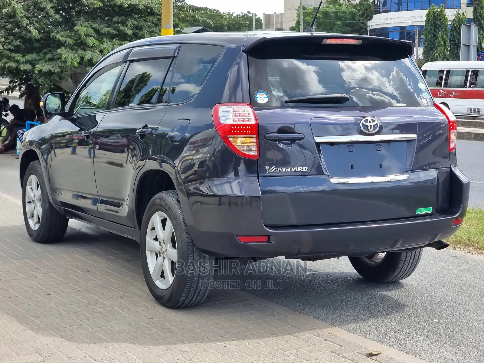Toyota Vanguard 2009 Blue