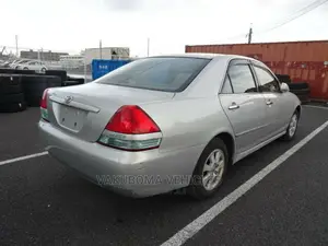 Toyota Mark II 2004 Silver