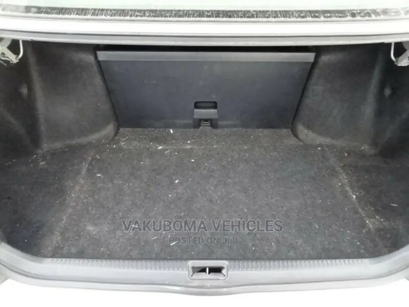 Toyota Mark II 2004 Silver