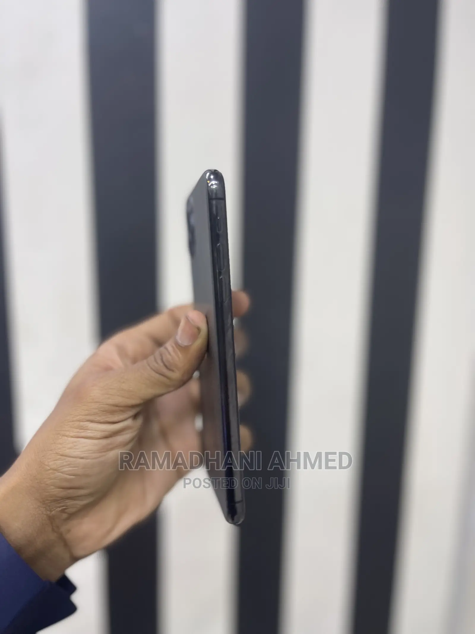 Apple iPhone 11 Pro Max 64 GB Black
