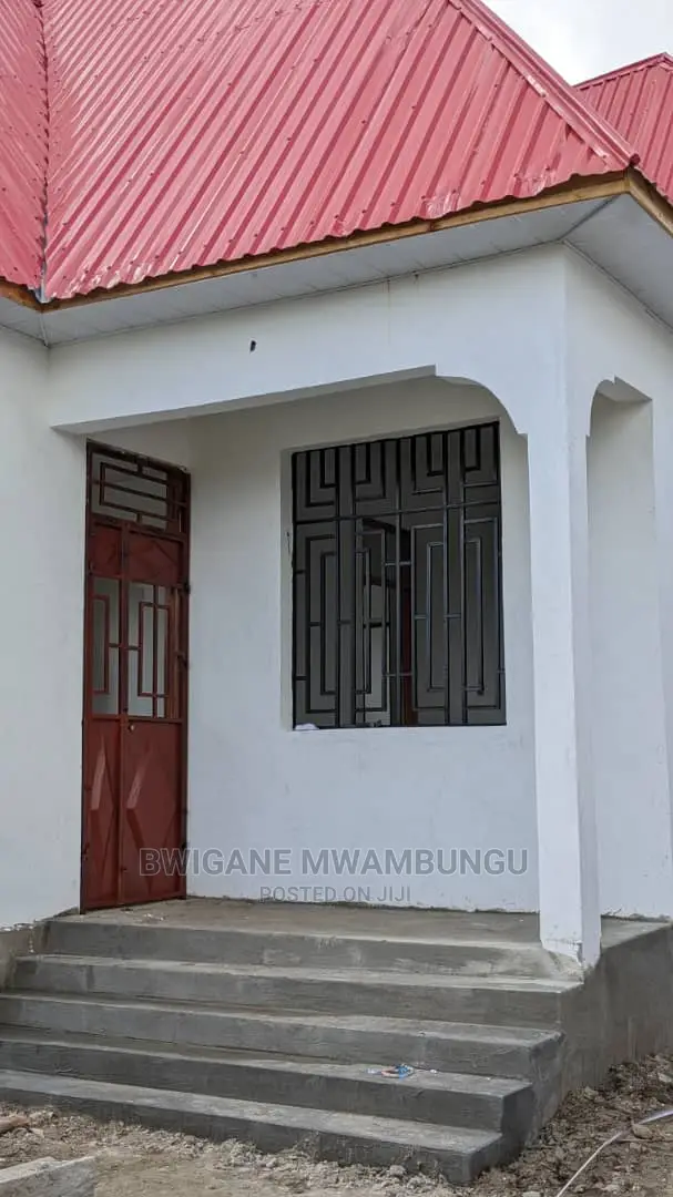 3bdrm Apartment in Mwambungu Broker, Mbagala for sale