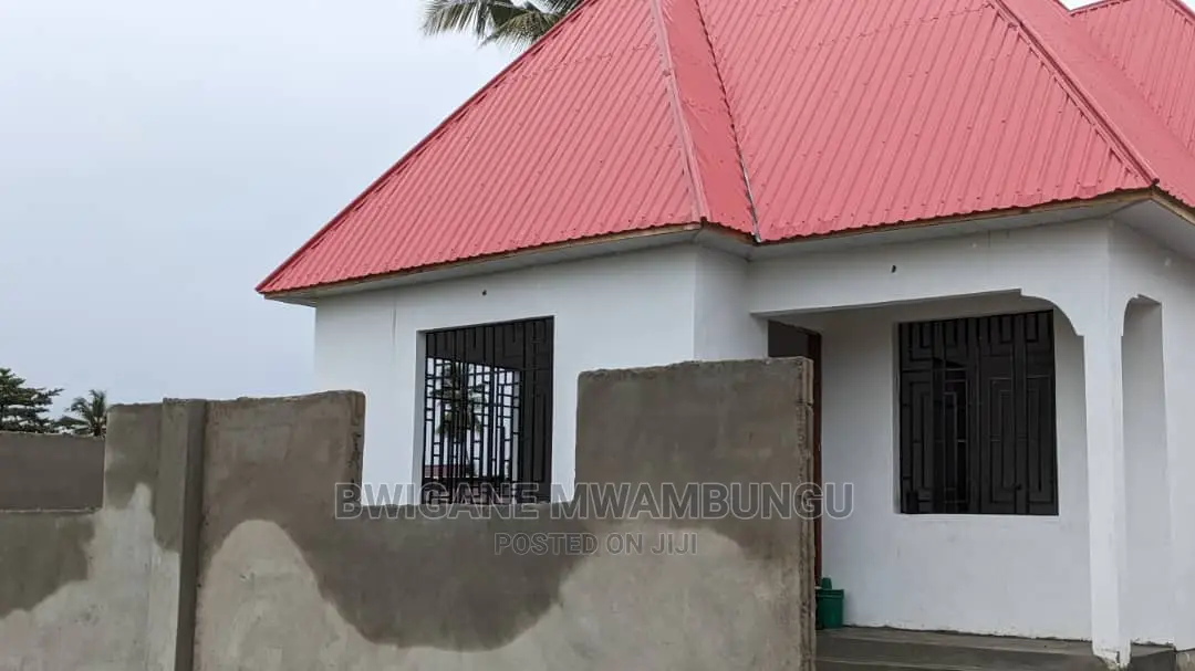 3bdrm Apartment in Mwambungu Broker, Mbagala for sale