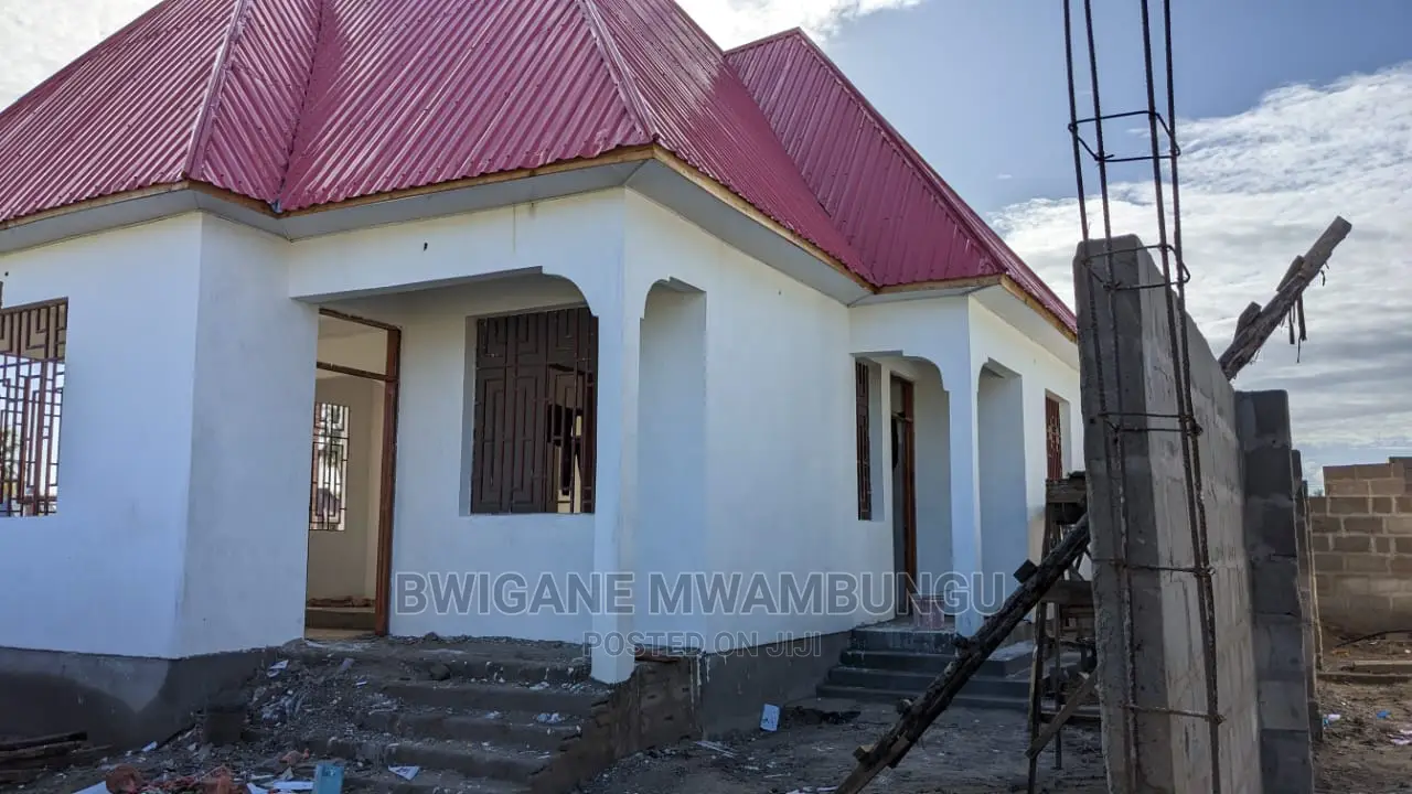 3bdrm Apartment in Mwambungu Broker, Mbagala for sale