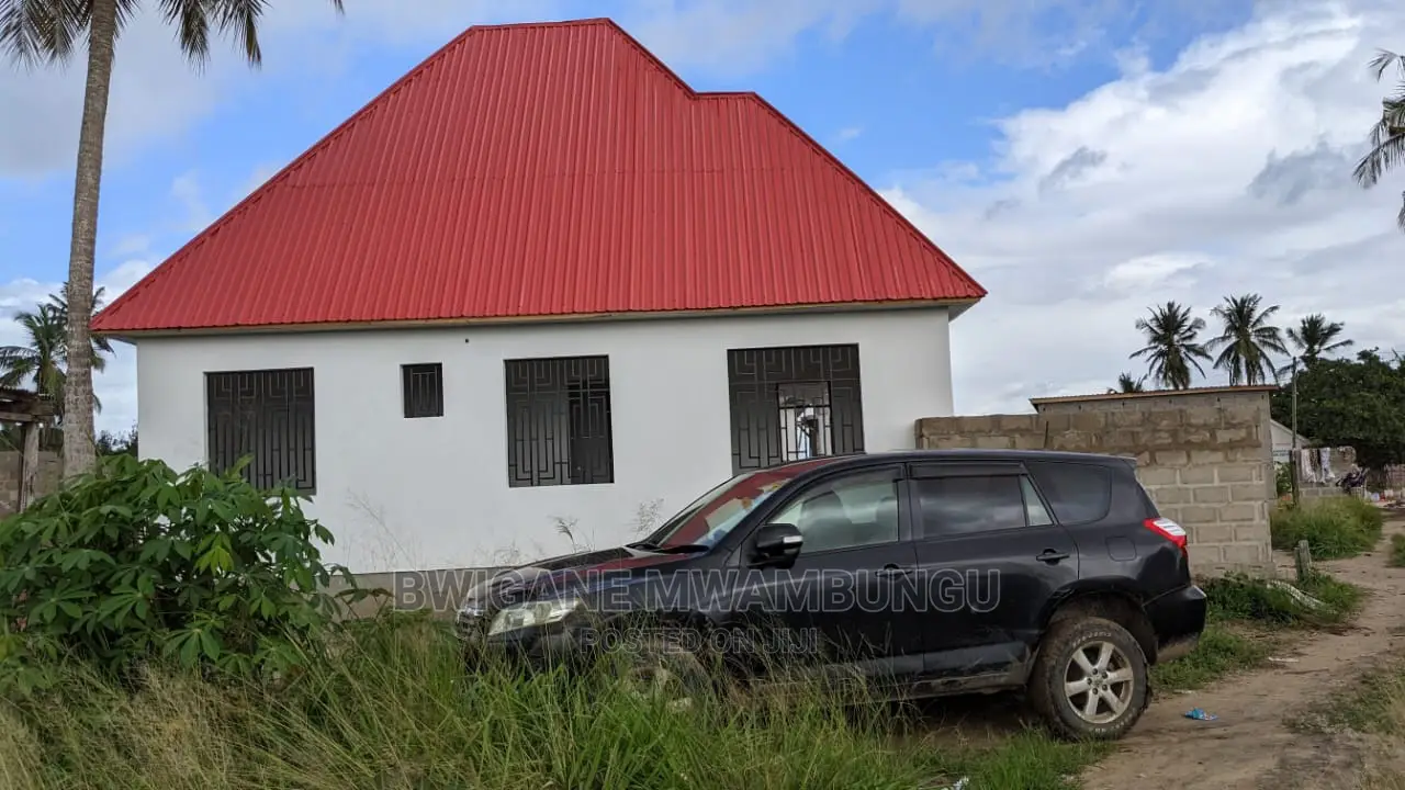 3bdrm Apartment in Mwambungu Broker, Mbagala for sale