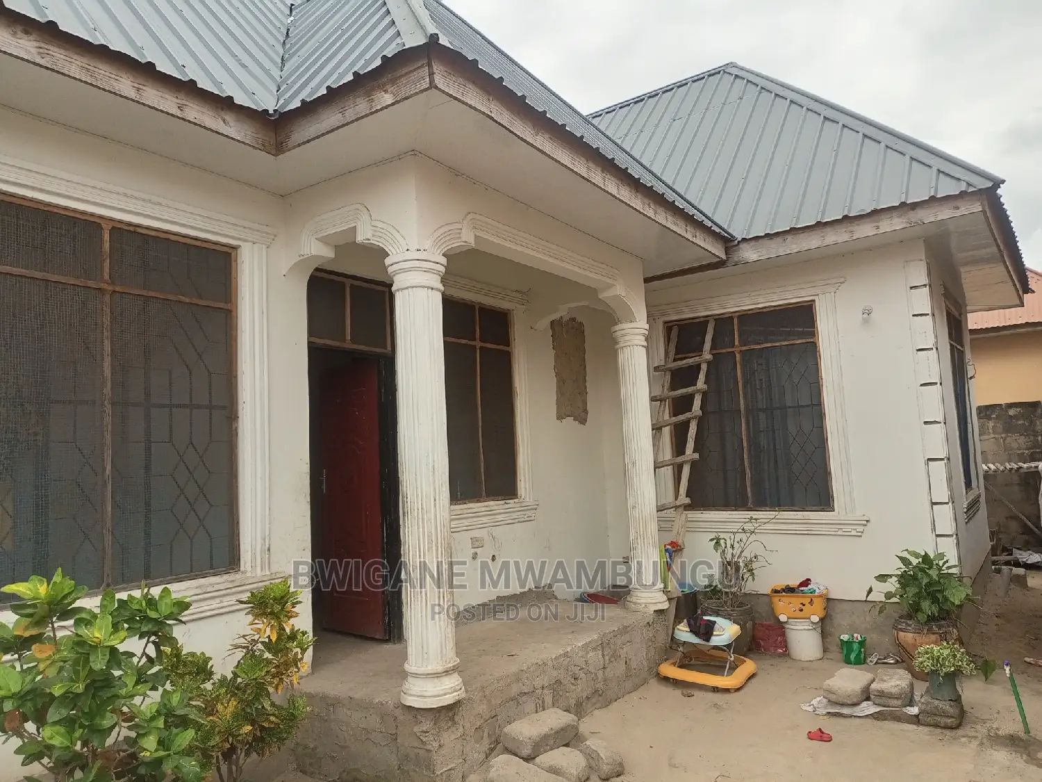 Furnished 3bdrm Apartment in Mwambungu Broker, Mbagala for sale