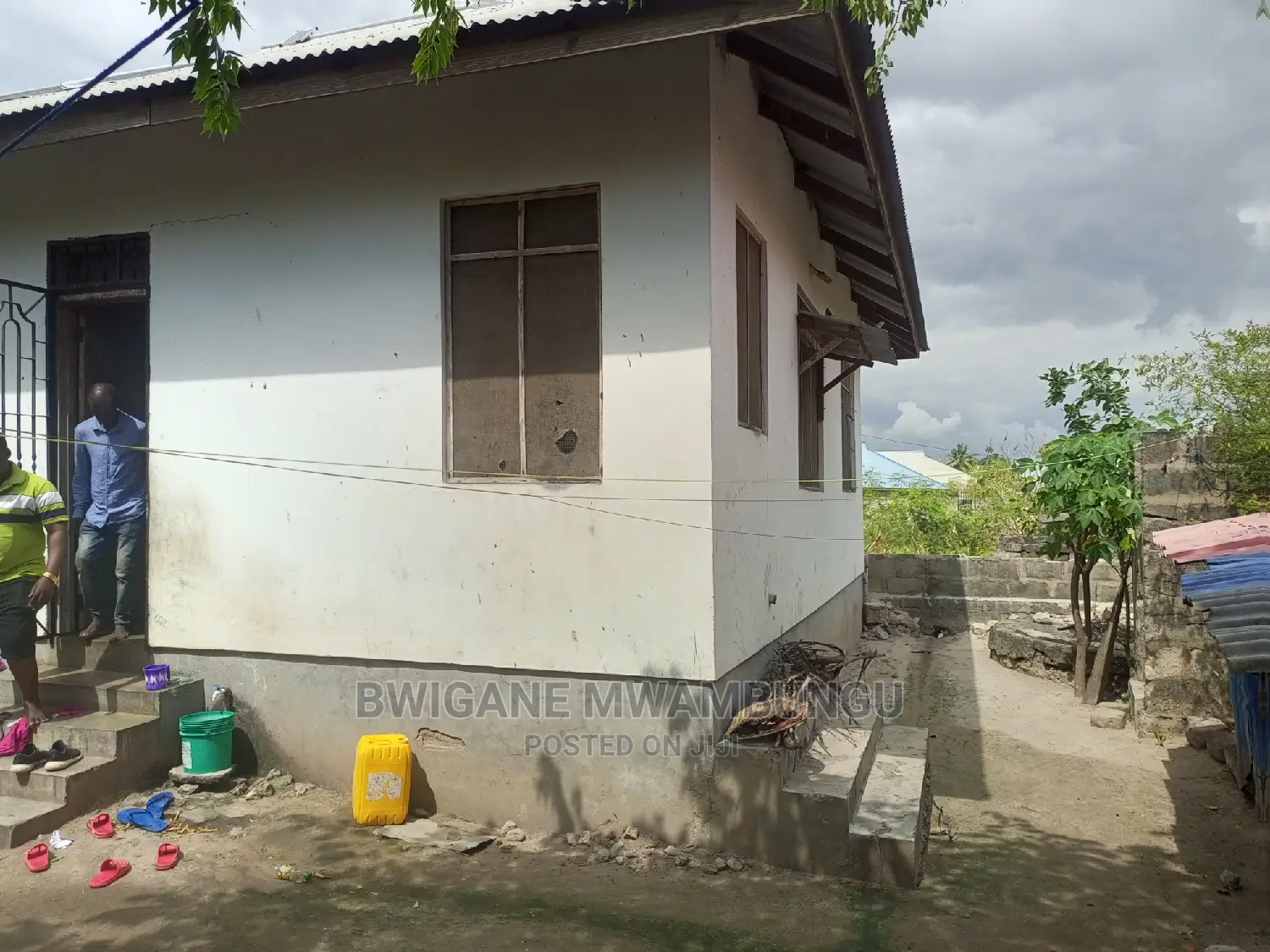 Furnished 3bdrm Apartment in Mwambungu Broker, Mbagala for sale