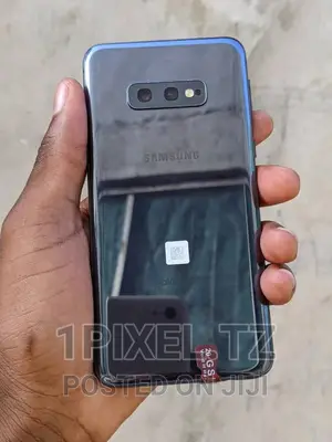 Samsung Galaxy S10e 128 GB Black