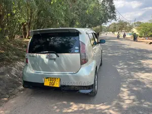 Toyota Passo 2004 Gray