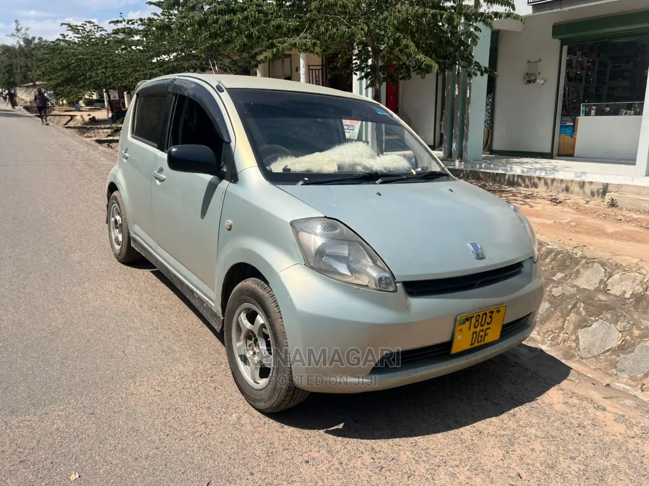 Toyota Passo 2004 Gray