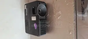 Benq Projector With HDMI