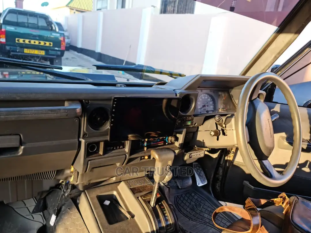 Toyota Land Cruiser Prado 2.7 16V 5dr 1996 Black