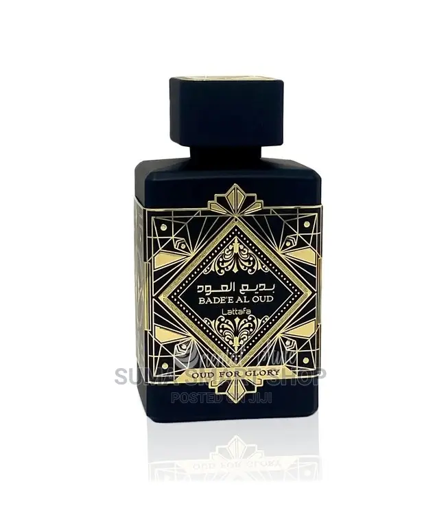 BADE'E Al Oud Perfume . (Oud for Glory )