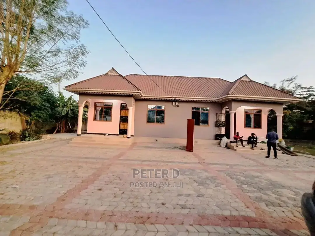 1bdrm Apartment in Kimara for rent