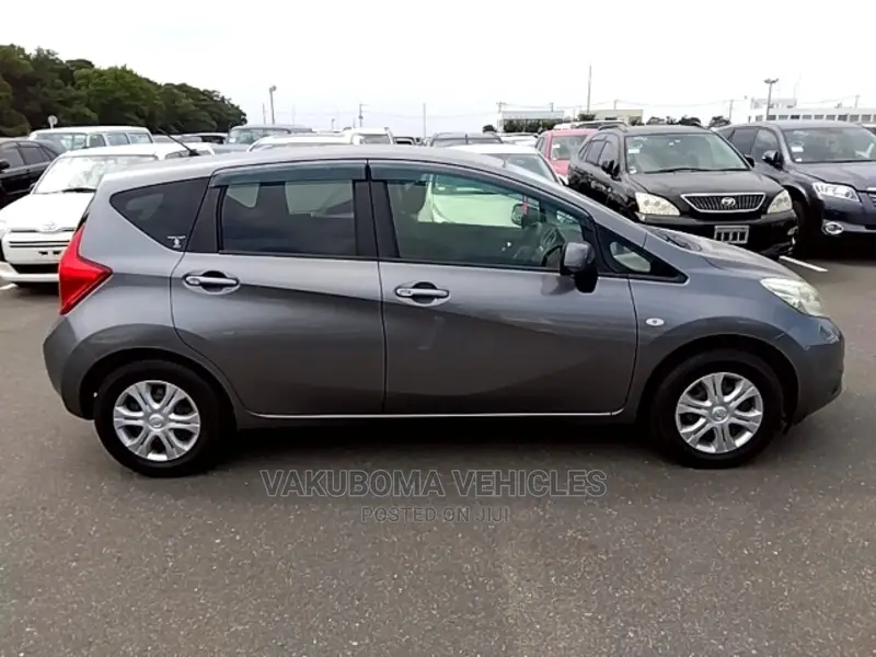 Nissan Note 2012 Gray