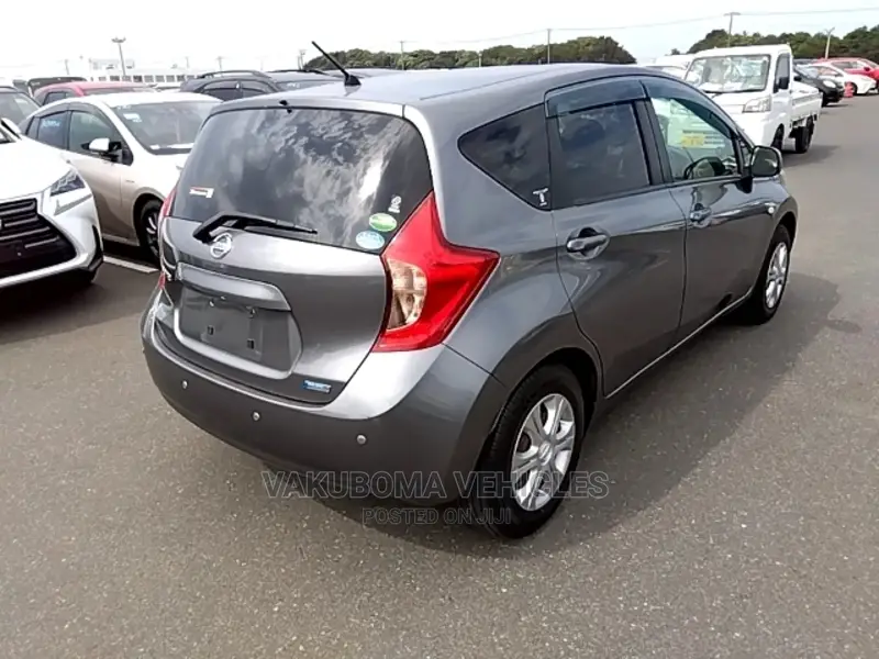 Nissan Note 2012 Gray