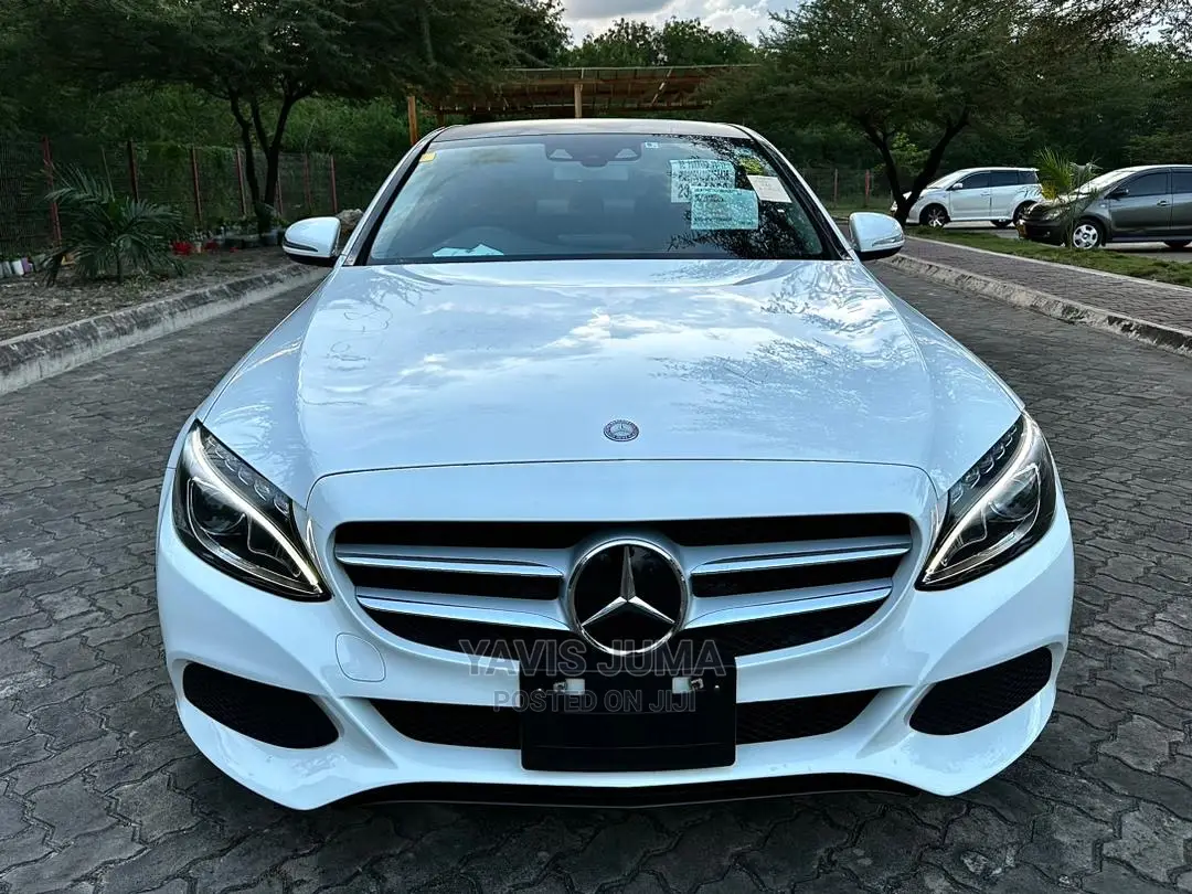 Mercedes-Benz C-Class 2014 White