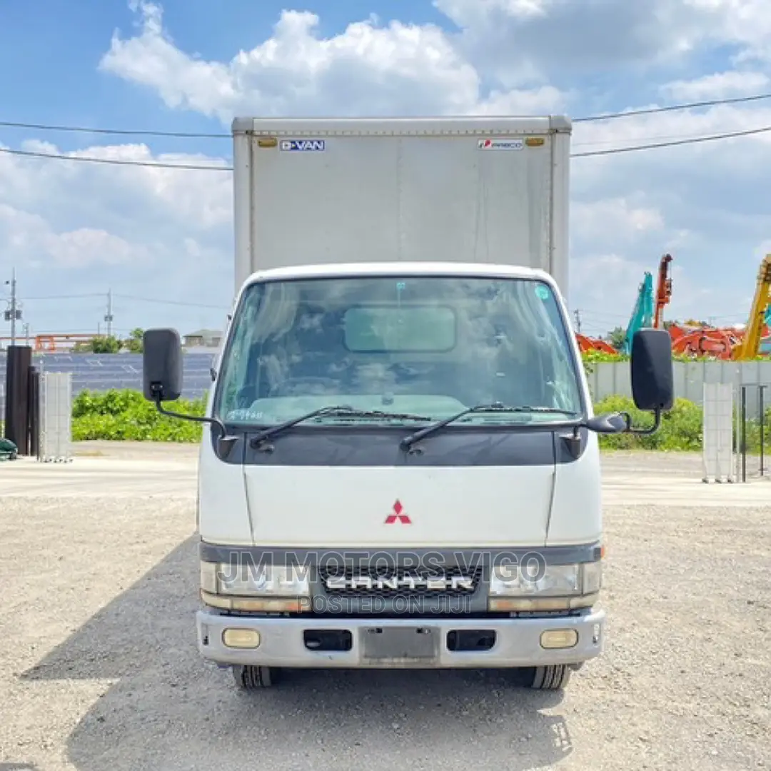 Mitsubishi Canter Box Body