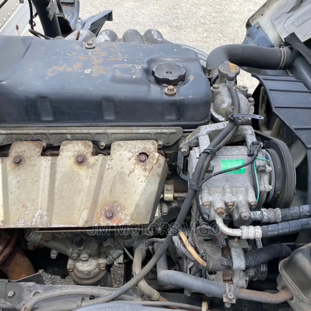 Mitsubishi Canter Box Body