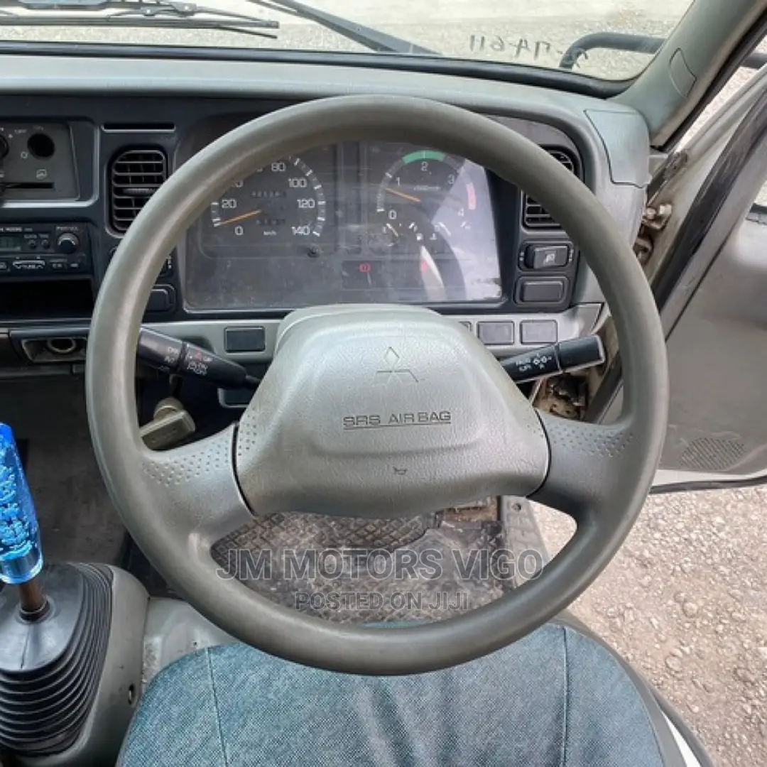 Mitsubishi Canter Box Body
