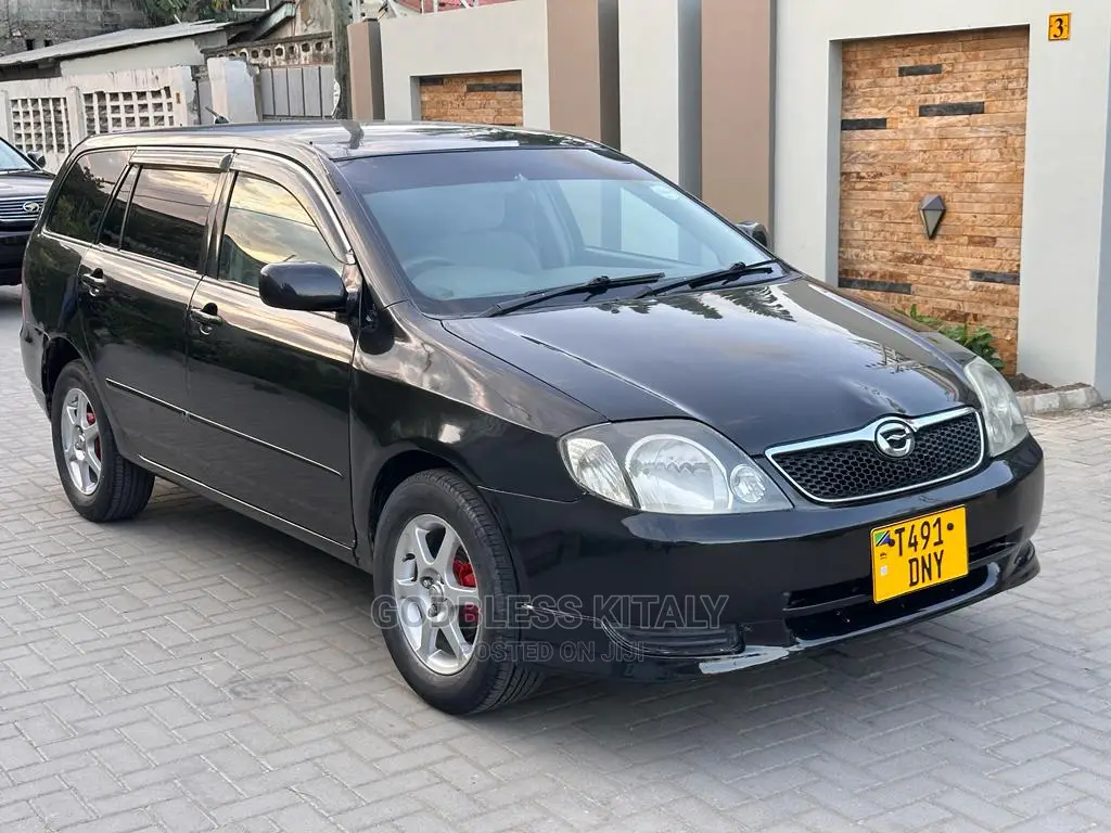 Toyota Corolla Spacio 2000 Black