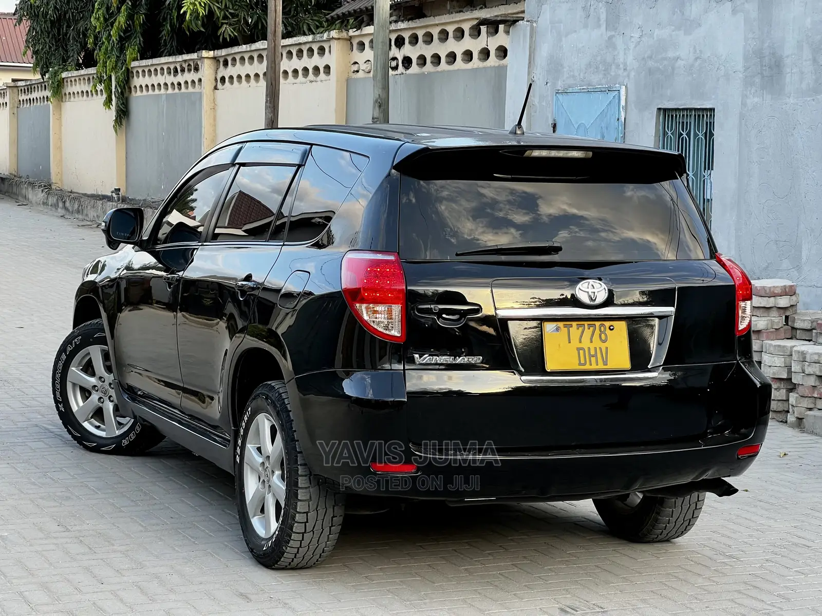 Toyota Vanguard 2008 Black