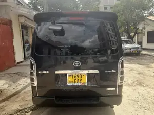 Toyota HiAce 2010 Black