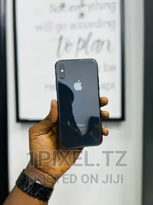 Apple iPhone XS 64 GB Black