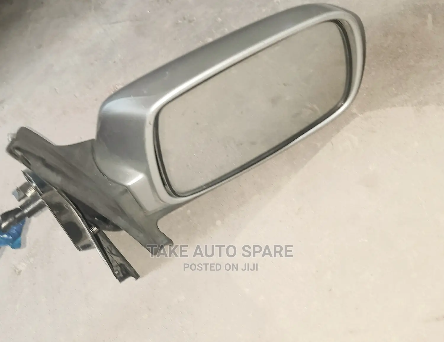 Toyota Ist Side Mirror Wright Side
