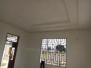 3bdrm Apartment in Mwambungu Broker, Mbagala for sale