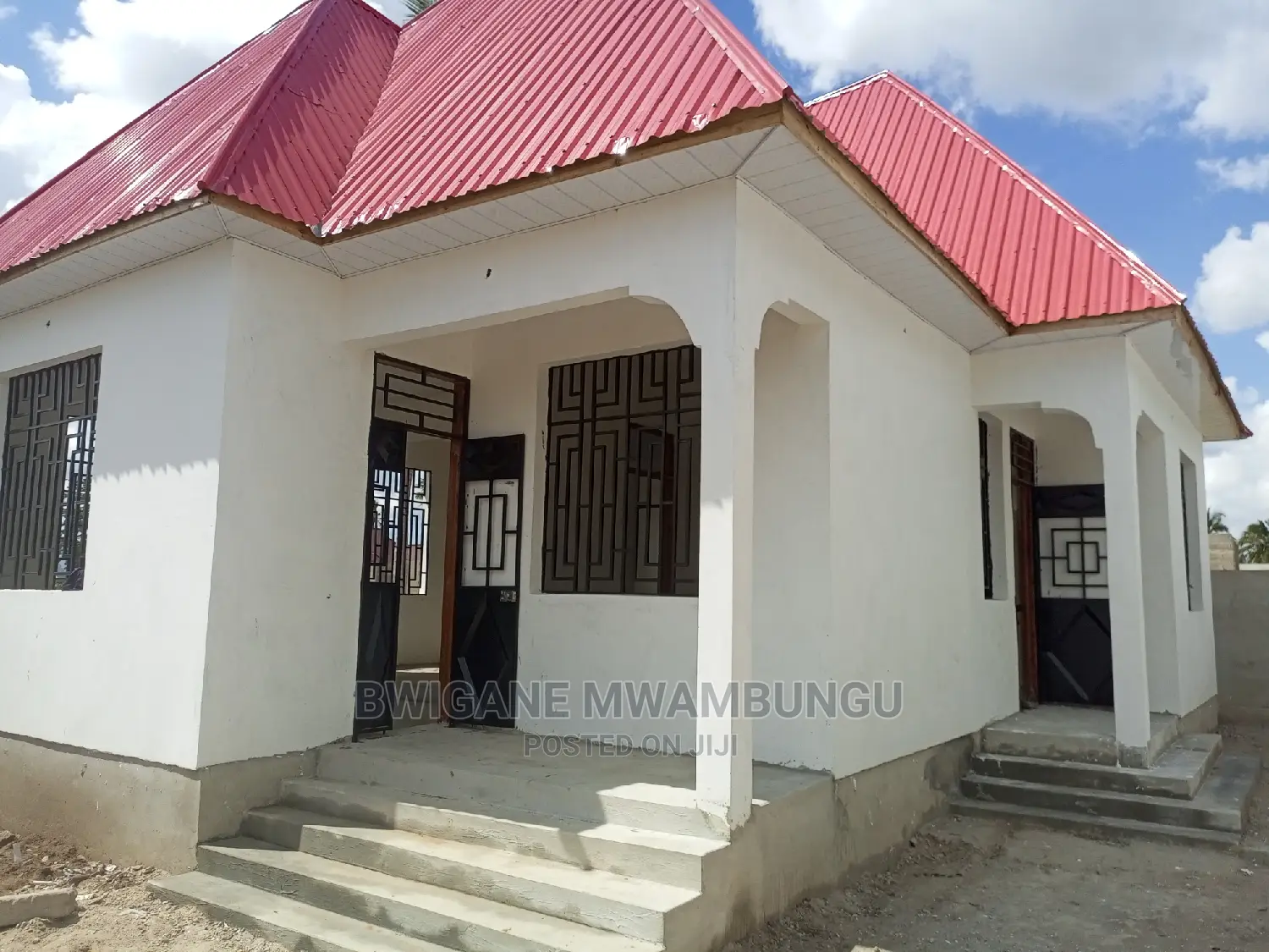 3bdrm Apartment in Mwambungu Broker, Mbagala for sale